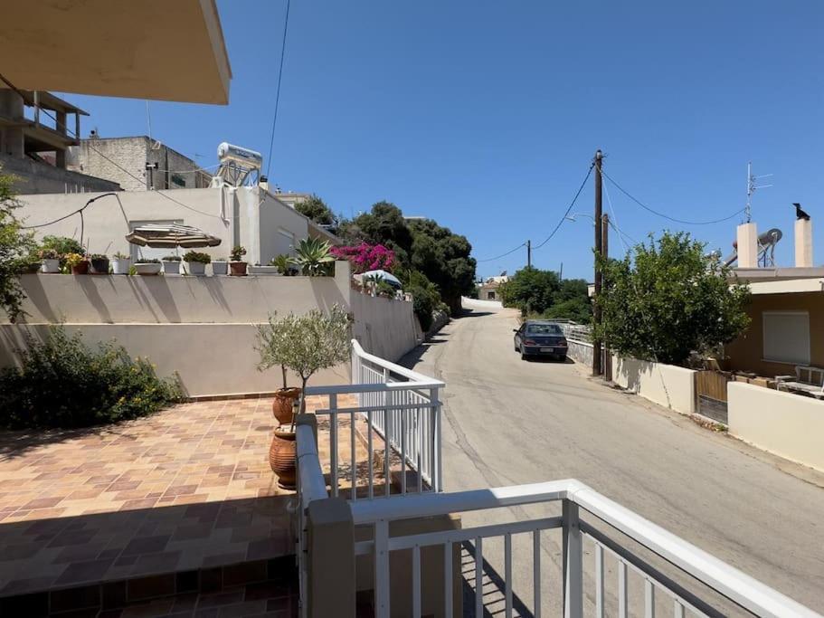 Maison Authentique Avec Grande Terrasse Villa Kritinía Exterior photo